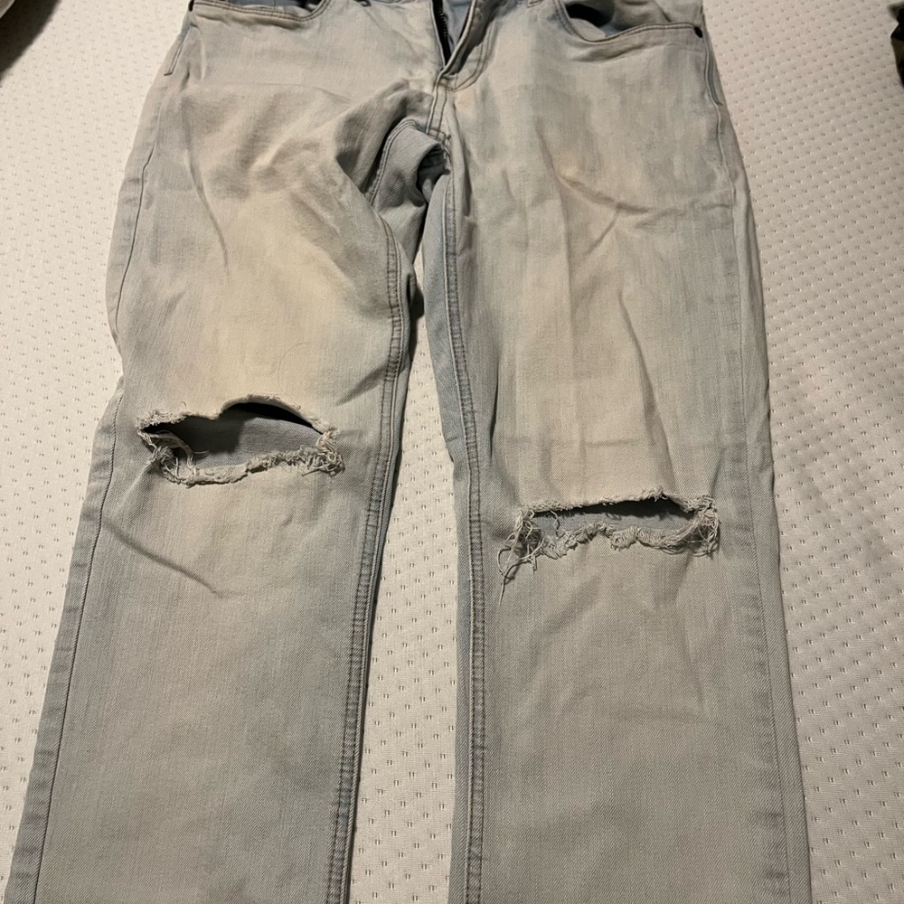 Empyre Men's Washed Light Blue Ripped Relaxed Jeans